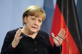 В Германии хотят свергнуть Меркель: тысячи людей протестуют против канцлера