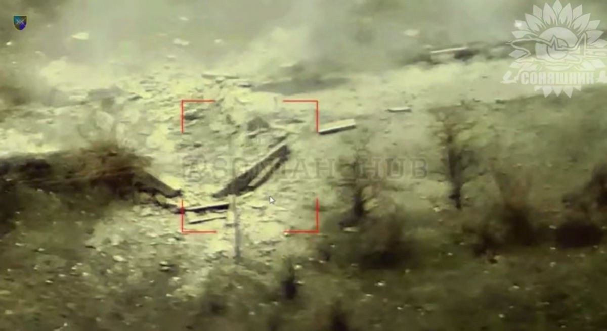 МиГ-29 авиабомбой GBU-62 разрушил мост в Запорожской области, перекрыв оккупантам путь наступления