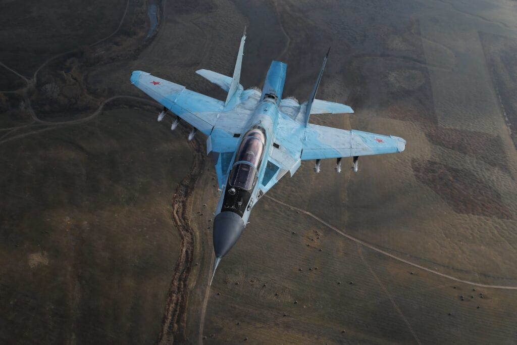 Аргентина отказалась от покупки российских истребителей "МиГ-35": РФ предлагала сделку взамен на еду - СМИ 