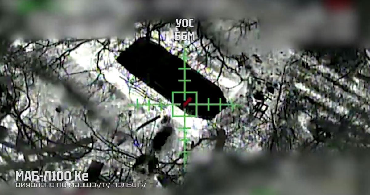 Дроны Lasar’s Group на Лиманском направлении разбомбили колонну ББМ, готовую к штурму - видео операции