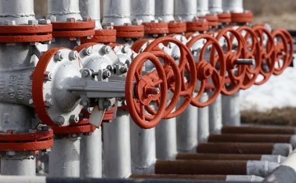 ЕС может пересмотреть потолок цен на российскую нефть: вероятно его снижение 