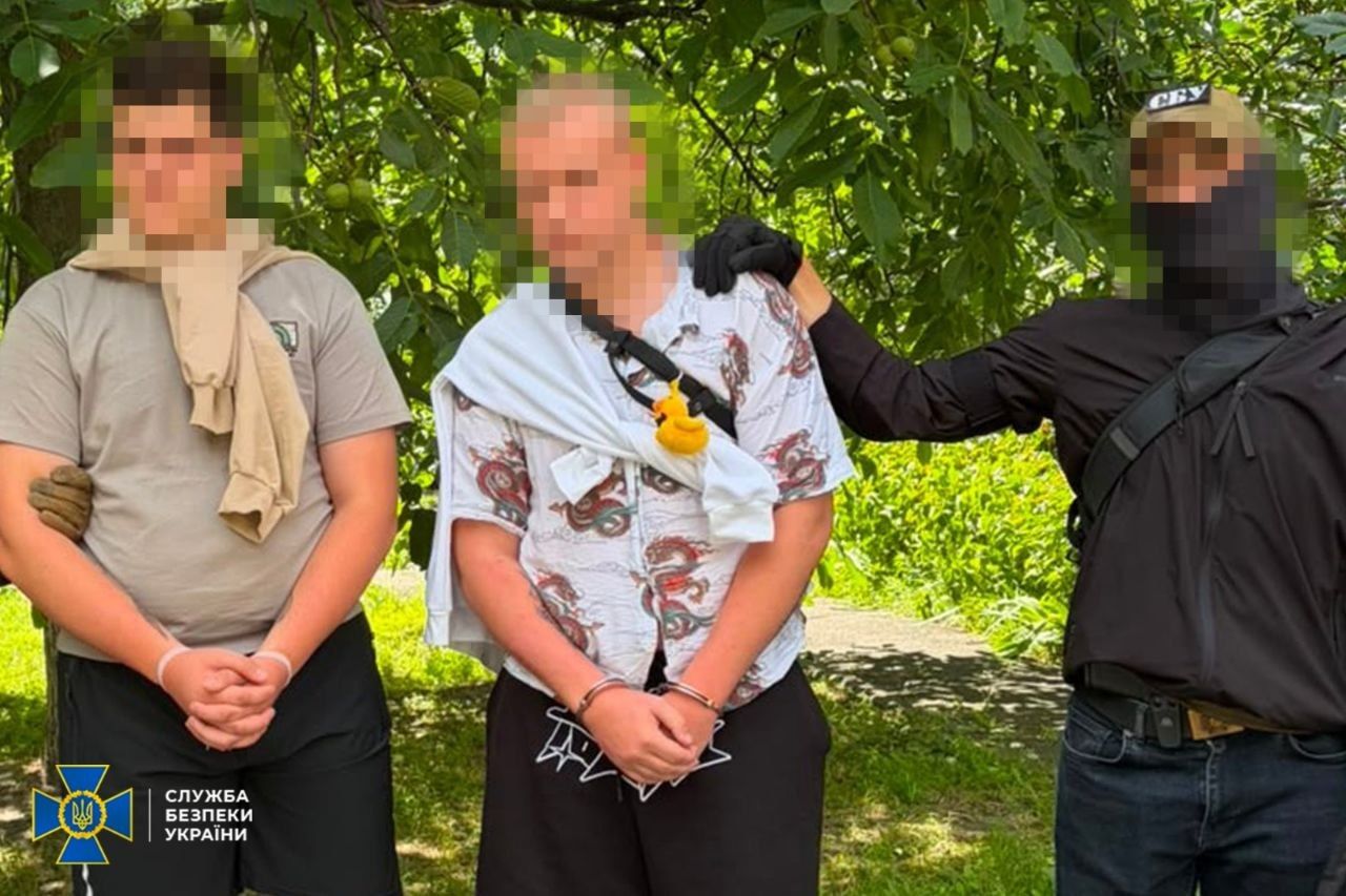 В Киеве задержаны пособники оккупантов: агенты РФ зарегистрировали более 70 терминалов Starlink – СБУ