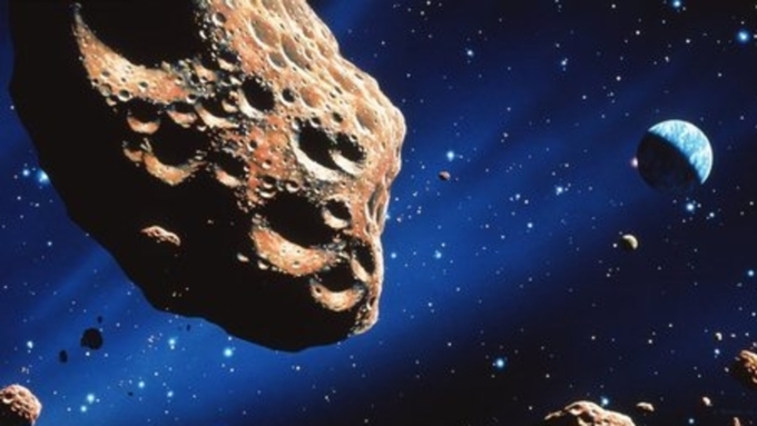 Гигантский астероид Флоренс пронесся рядом с Землей, ждем 2500 года - кадры