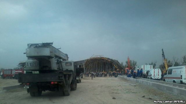 В Алматы обрушился мост. Пострадали 19 человек