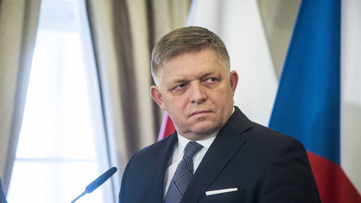 Словацкий премьер Фицо едет в Брюссель жаловаться на Зеленского и просить денег