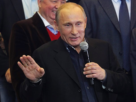 Песков: до выборов еще далеко, Путин о них не думает