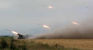 Донецк снова слушает залпы тяжелых орудий
