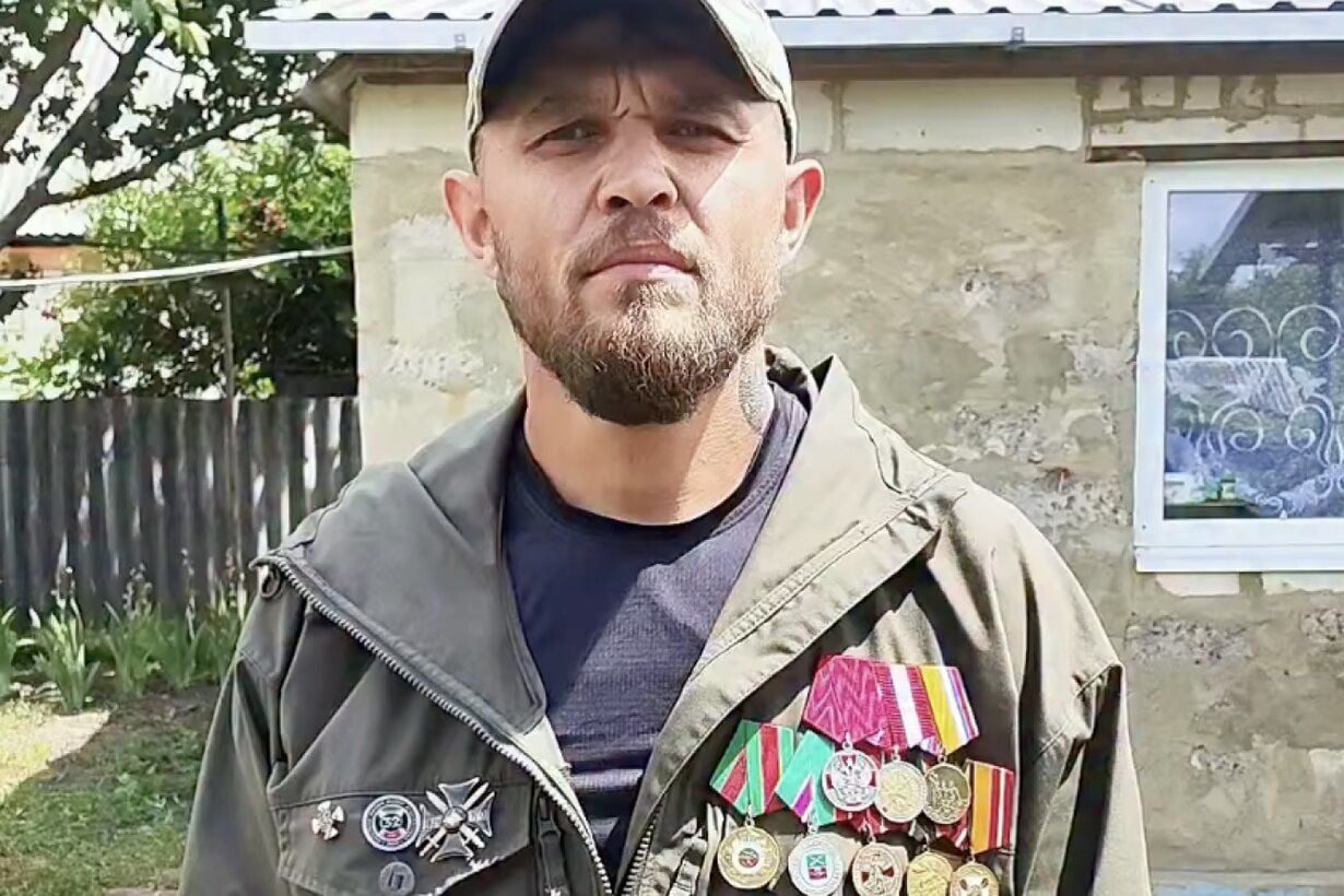 Оккупант Лунин, угрожавший пойти на Москву, снова упомянул Путина: "Это горячка, это контузия"