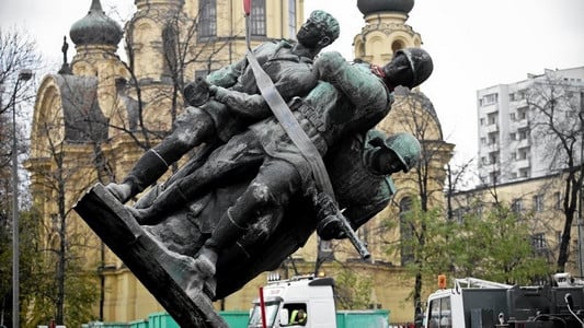 ​Плевок в сторону России: Польша объявила о массовом сносе советских памятников в день начала Великой Отечественной войны