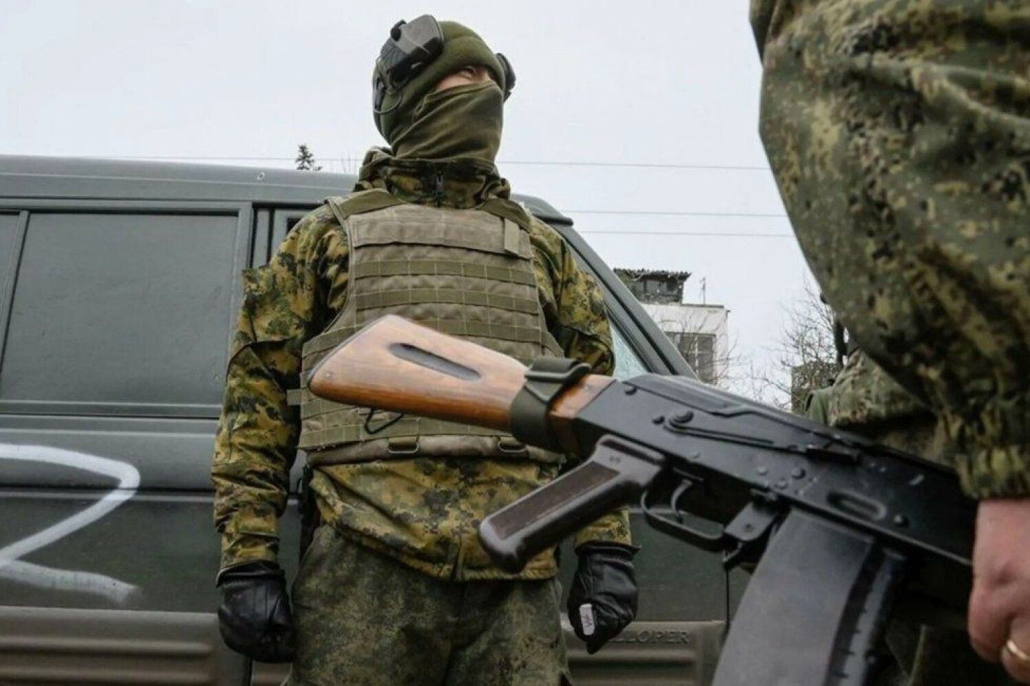 ​В Белгороде военные РФ напали на девочек 14, 15 и 17 лет, ротация сорвана – перехват