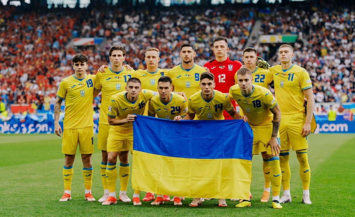 Украина при сумасшедших раскладах вылетает с Евро-2024: итоговая таблица группы E