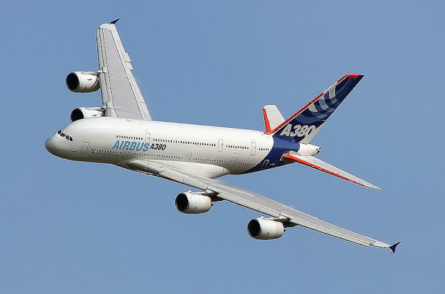 Иран подписал договор о покупке 118 самолетов Airbus у Франции на сумму 25 миллиардов долларов