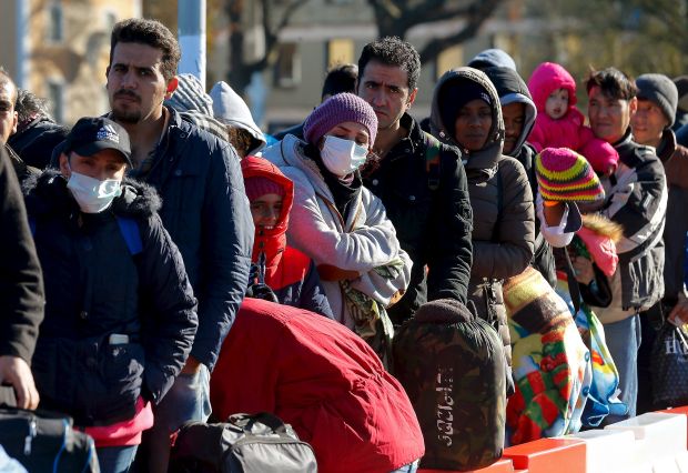 Меркель отправляется в Турцию решать мигрантский вопрос