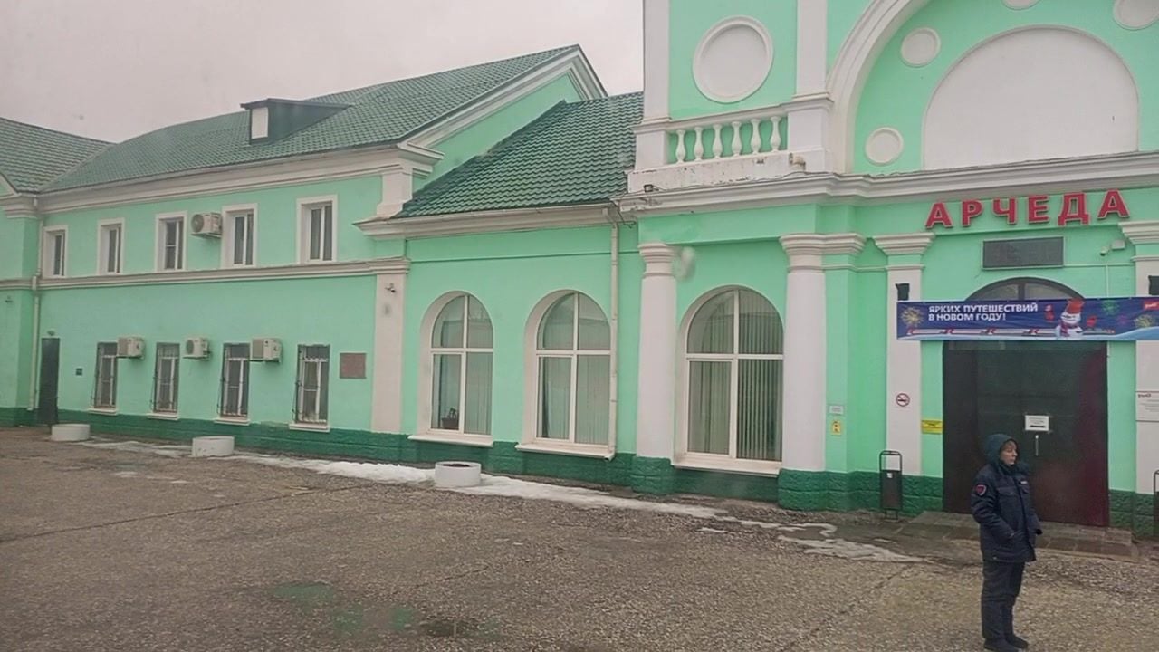 ​Дроны атаковали железнодорожную станцию на Волгоградщине: известно какие продукты перевозил через нее враг