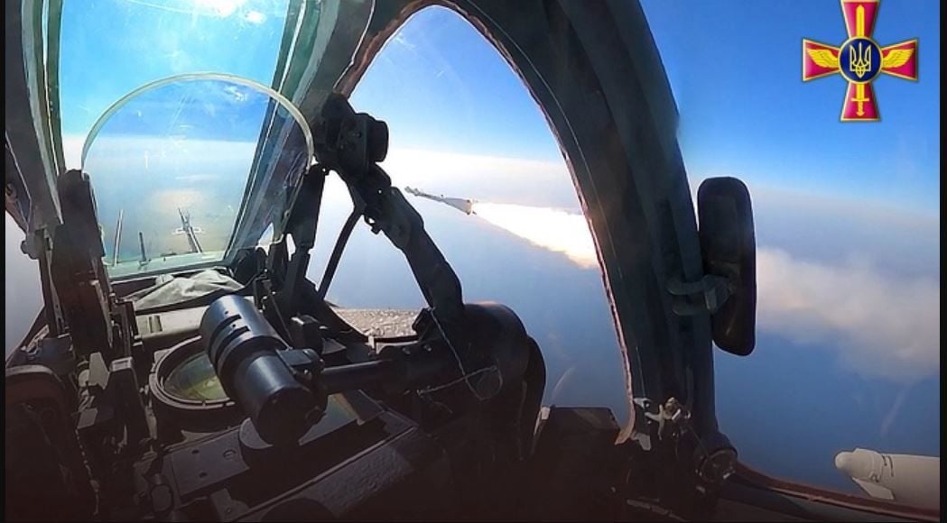 ​РФ применила химическое оружие, а ВСУ приземлили вражеские Ми-8 и Су-25 – ОК "Юг"