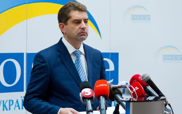 Евгений Перебийнис назначен послом Украины в Латвии