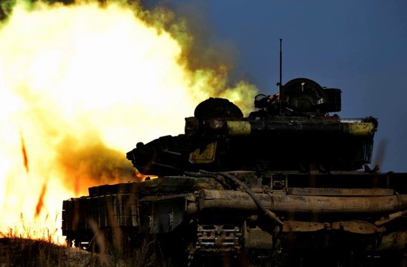 ​Война артиллерий на Донбассе: по всему фронту гремят тяжелые бои, враг выкатил САУ, БМП и гранатометы