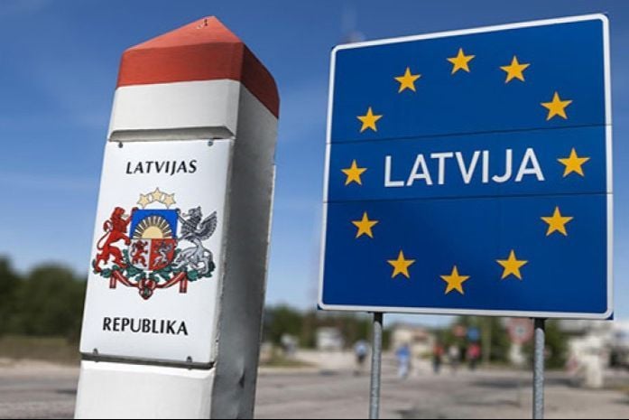 ​"Красная линия" для госслужащих: Латвия радикально ужесточает правила поездок в РФ и Беларусь