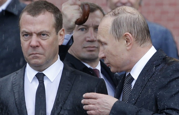Обвал цен на нефть и новые санкции: власти России готовятся к самому худшему