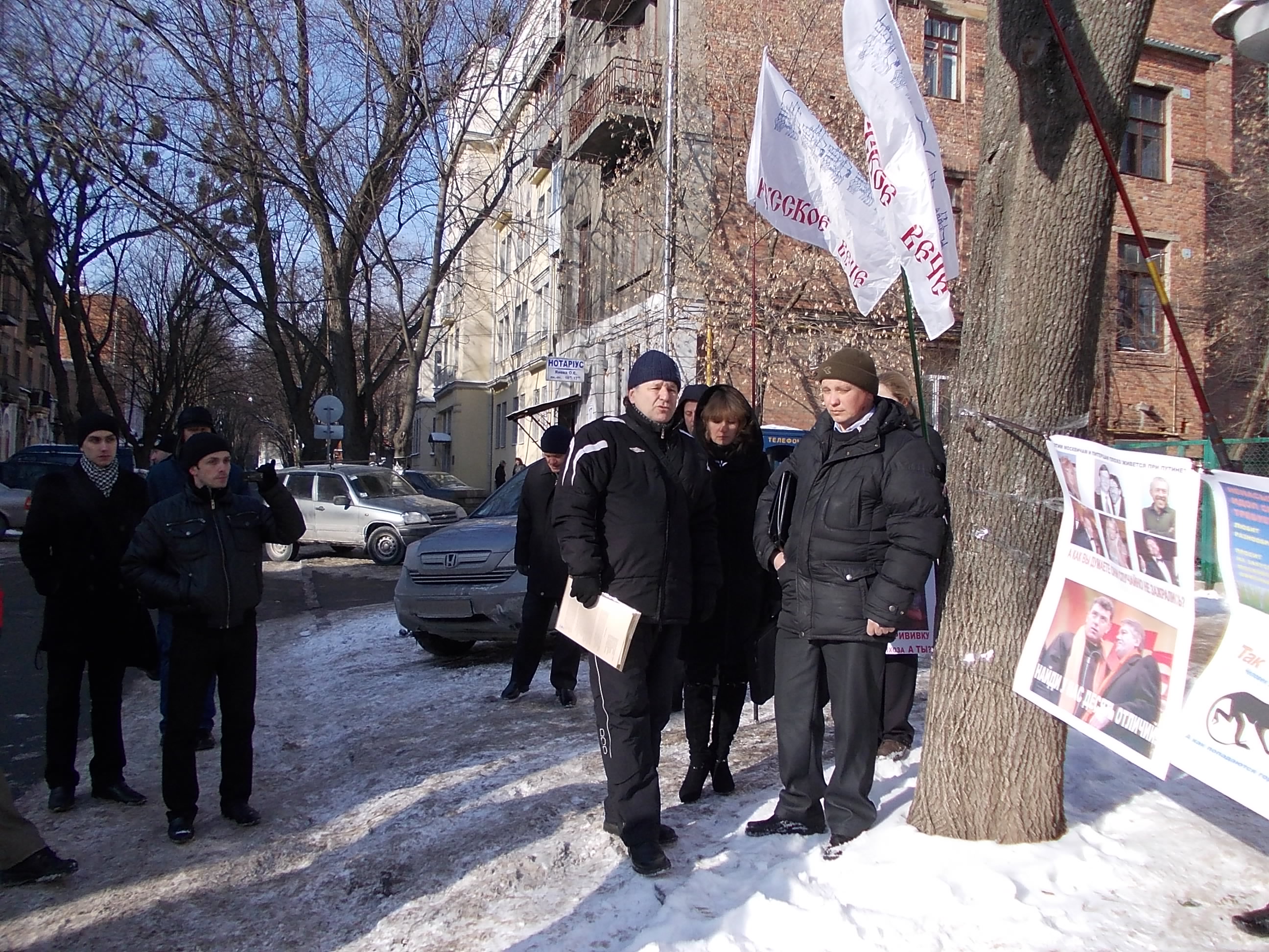 Харьковский суд запретил пикет активистов против иностранцев в Кабмине