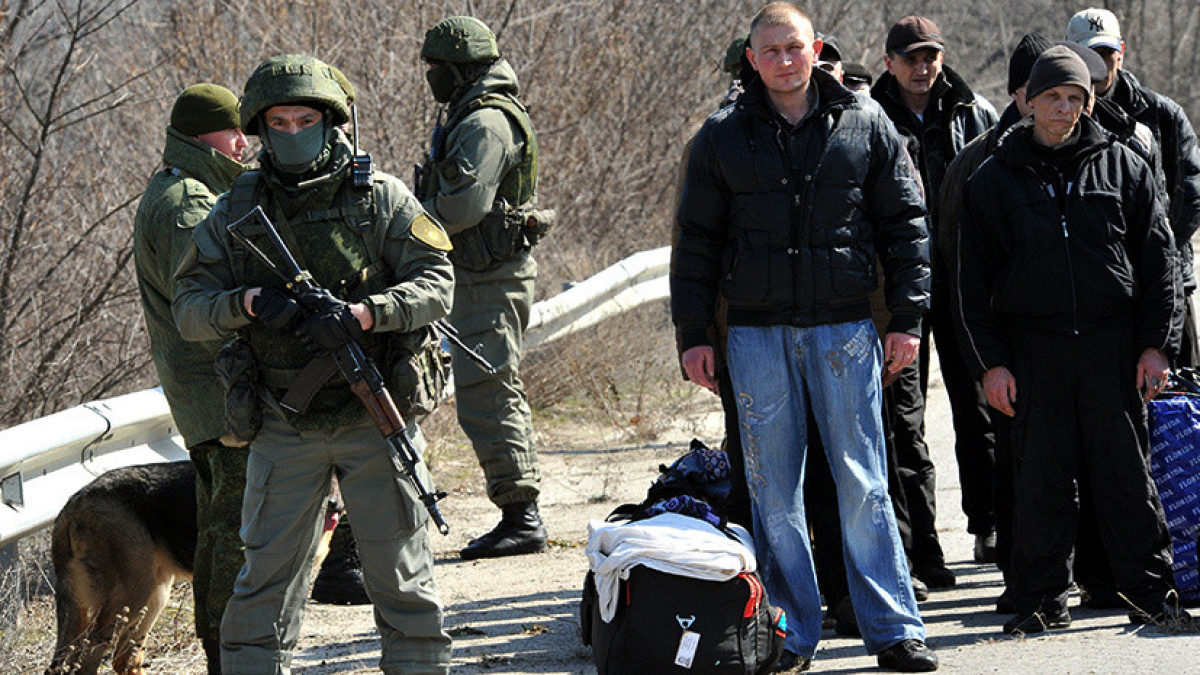 Боевики "ЛНР" также отказались от обмена и хотят остаться в Украине: россияне поражены