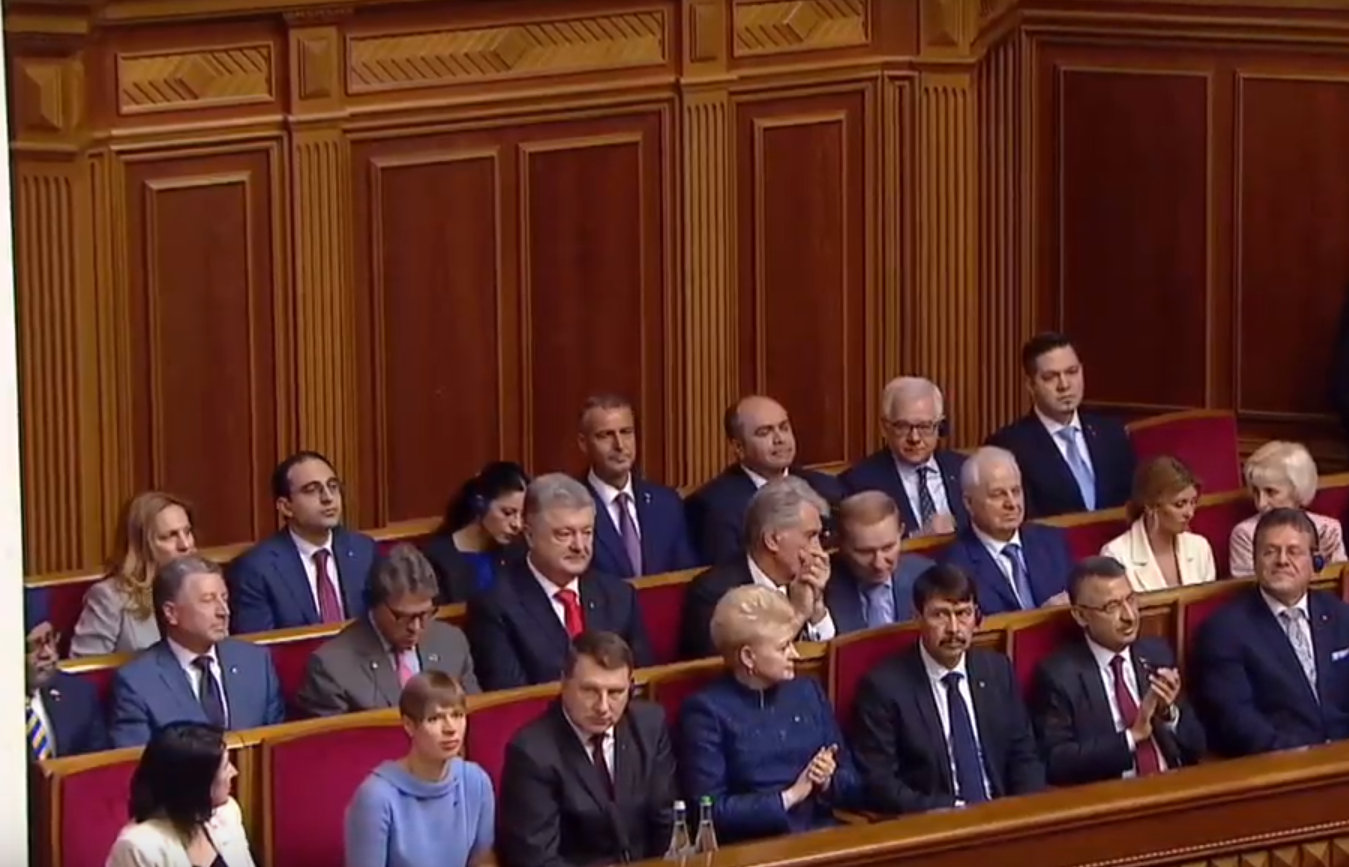 Порошенко на присяге Зеленского: кто из президентов Украины приехал на инаугурацию - кадры