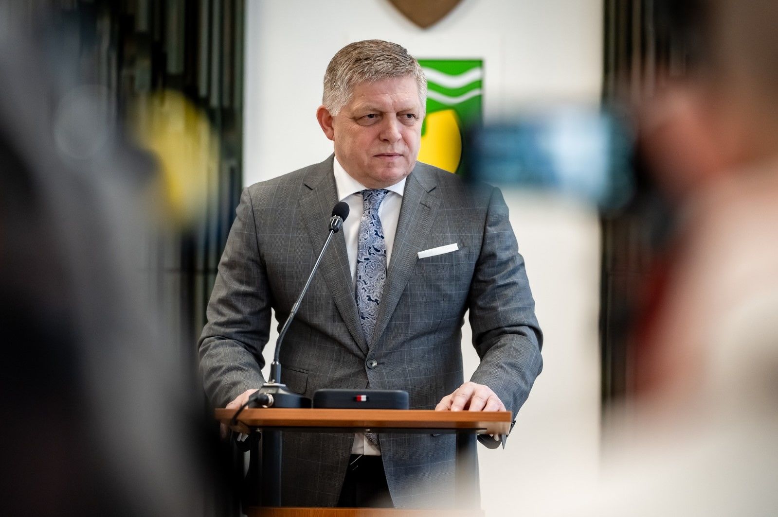 Фицо обвинил Зеленского во "враждебном шаге" и выдвинул ультиматум ЕС