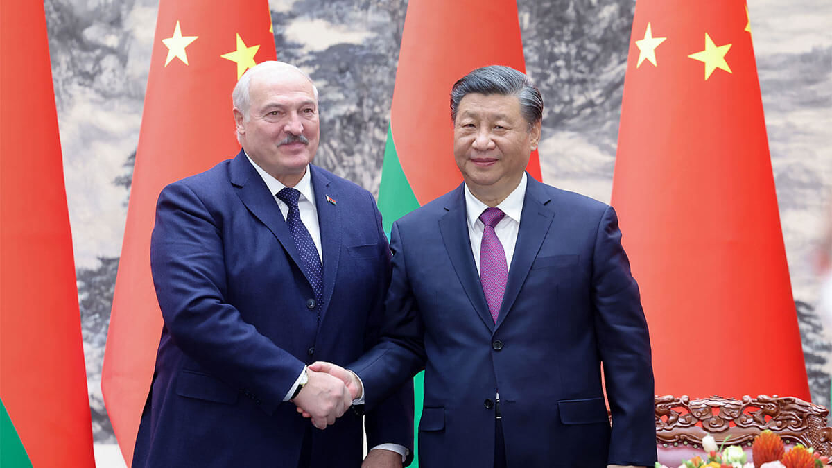 ​Лукашенко решил извлечь две выгоды из поездки в Китай: аналитики из ISW разобрались в хитром плане