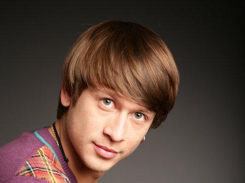 "Мой дедушка всегда четко отвечал России по поводу Крыма, предлагая насыпать в платочек землю", - актер Дмитрий Ступка