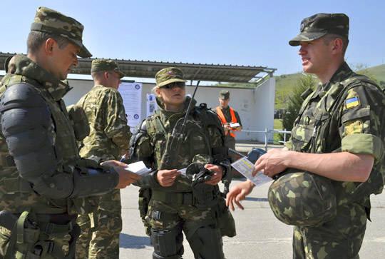В Косово отправились 40 украинских военных, участвовавших в АТО