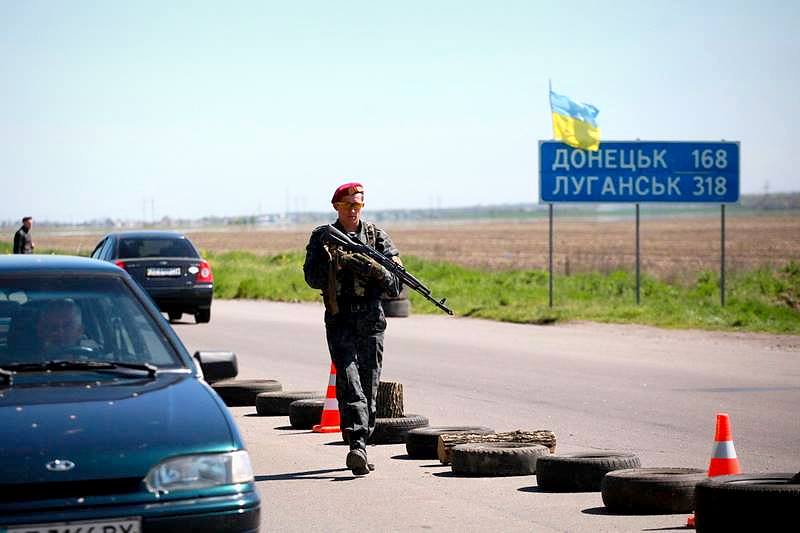 Восток в огне. Хроника событий и карта АТО онлайн: Донецк, Луганск, Новоазовск, Мариуполь, Горловка, Авдеевка 18.04.2015