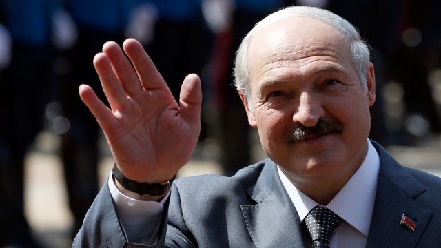 "Батька" подружился с ЕС: Европа снимет санкции с Лукашенко