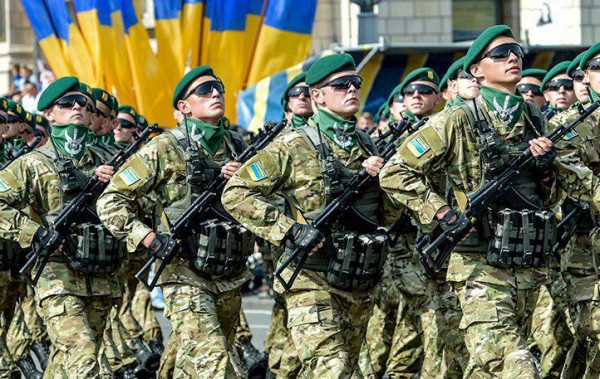 У Порошенко заявили, что призыв срочников в Вооруженные силы Украины состоится в марте
