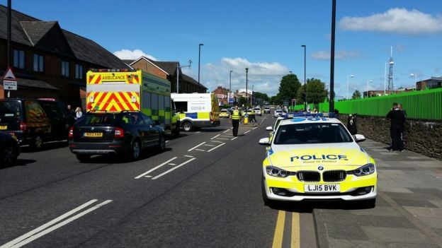 Происшествие в Великобритании: автомобиль на полном ходу врезался в толпу людей, отмечающих мусульманский праздник
