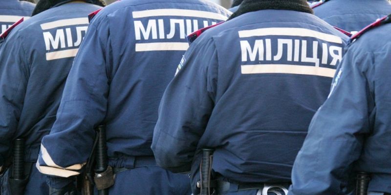 В Украине не осталось ни одного милиционера, а вся милицейская атрибутика - под запретом