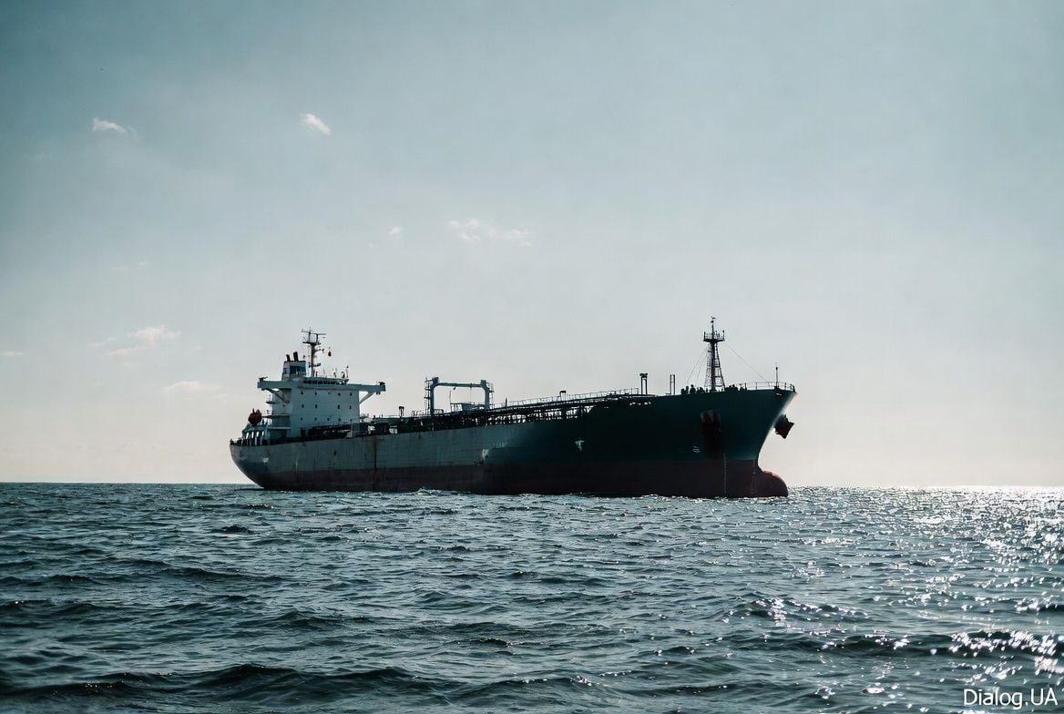 Российский танкер добрался до Кубы впервые с января – Трамп отреагировал