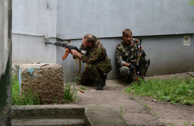 СМИ: в результате боев в Пантелеймоновке погибли 3 мирных жителя, еще 8 ранены