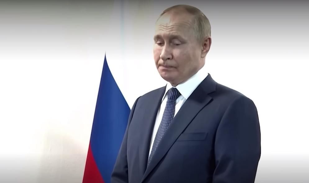 Президент Кыргызстана показательно заставил Путина ждать встречи с ним: кадры реакции главы Кремля