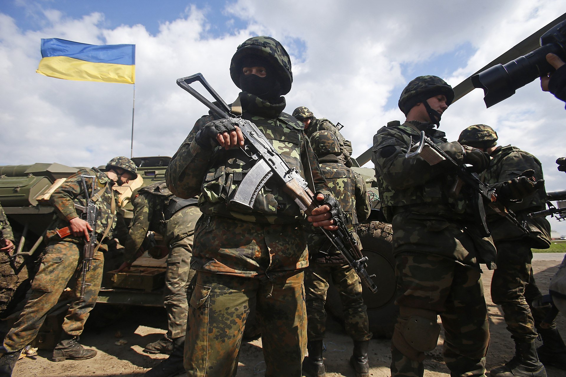 Террористы 54 раза обстреляли позиции сил АТО на Донецком и Мариупольском направлениях