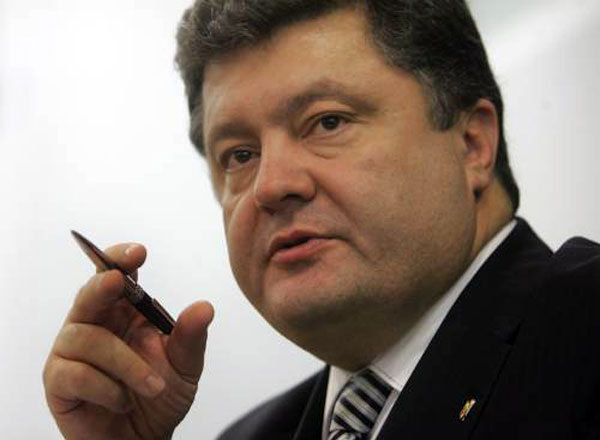 Порошенко пригласил на октябрьские выборы в Раду международных наблюдателей