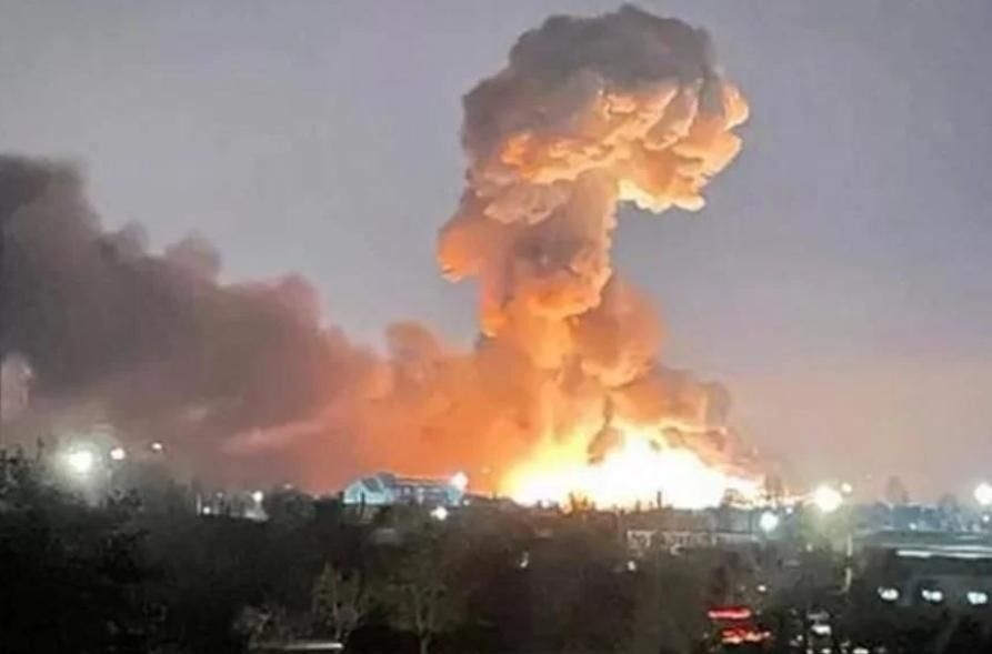 ВСУ отрезали российских военных под Киевом, взорвав мост: началась ликвидация колонны РФ с воздуха