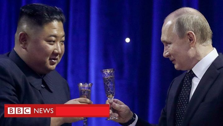 The Times "порвала" Сеть карикатурой на "голубков" Путина и Ким Чен Ына, купающихся в крови: "Ты не остановишь меня, проказник"