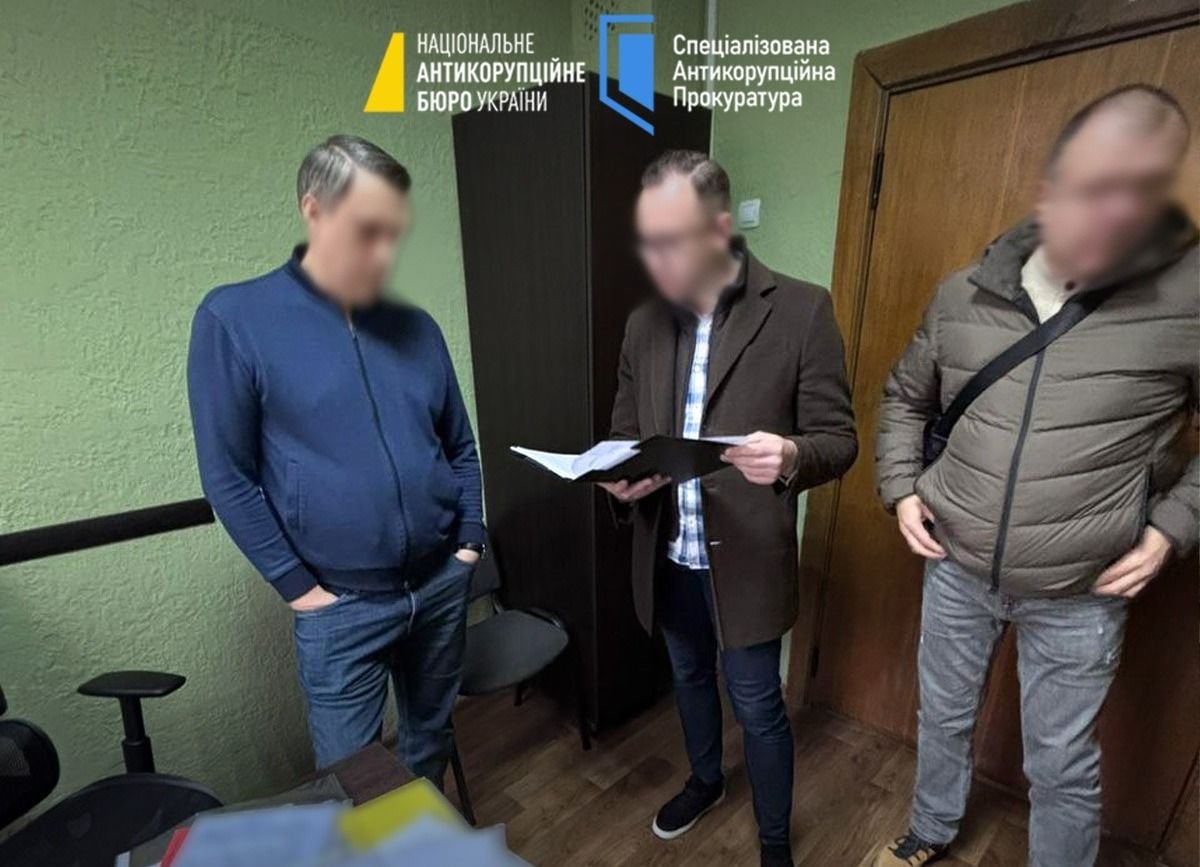 Обыски в горсовете Луцка и Волынском облсовете: НАБУ предъявило подозрение депутатам