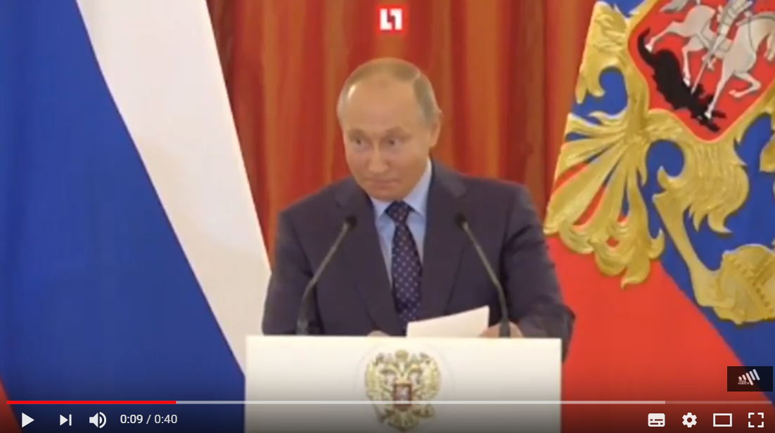 Путин два раза попал в курьезную ситуацию в Кремле: видео инцидента насмешило Сеть 