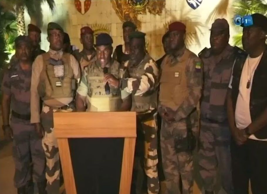 Африку снова лихорадит: в Габоне военные совершили переворот, свергнув многолетнюю династию