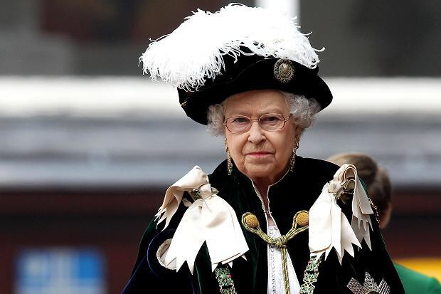 ​Боже, храни королеву! Елизавета II чудом избежала расстрела в Букингемском дворце