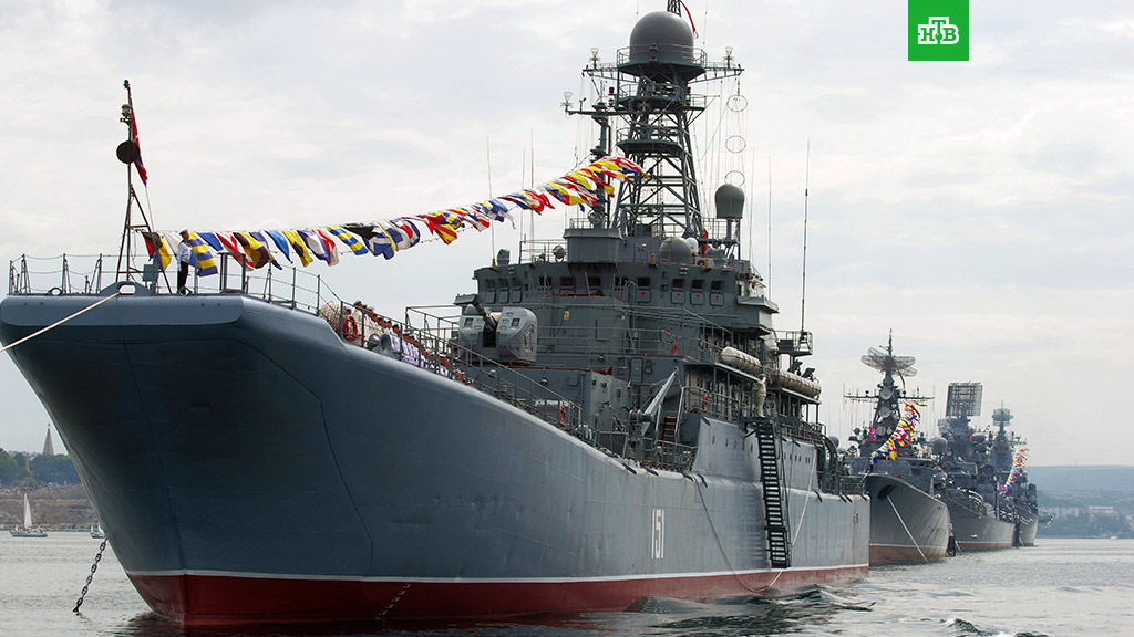 Россия берет Черное море под полный военный контроль по выдуманной причине: Украину предупредили о времени "Ч"