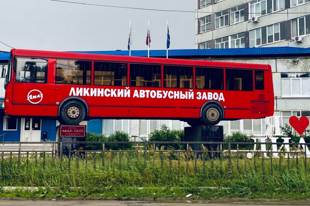 ​Четвертый автогигант РФ пошел на болезненную меру: кризис набирает обороты