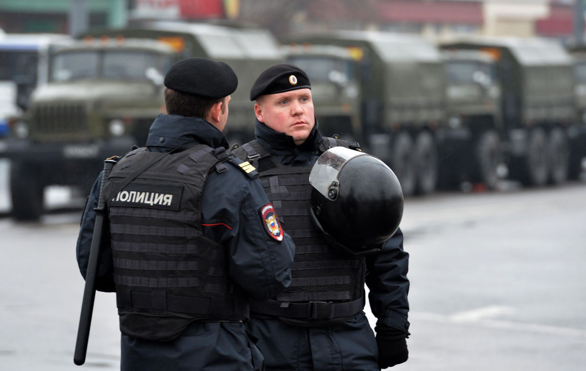 В российском Саратове кавказцы избили четверых полицейских – они в больнице, у одного ножевое ранение