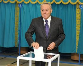 В Казахстане проходят досрочные президентские выборы